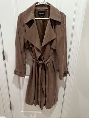 NWOT Club Monaco Brown Taupe Trench Coat with Waist Tie